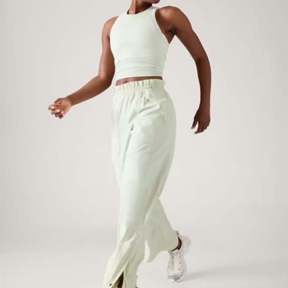 NWT Athleta Trekkie Parachute Pant Size 10R. UPF 50+, Breathable, Quick-Drying - Picture 2 of 5